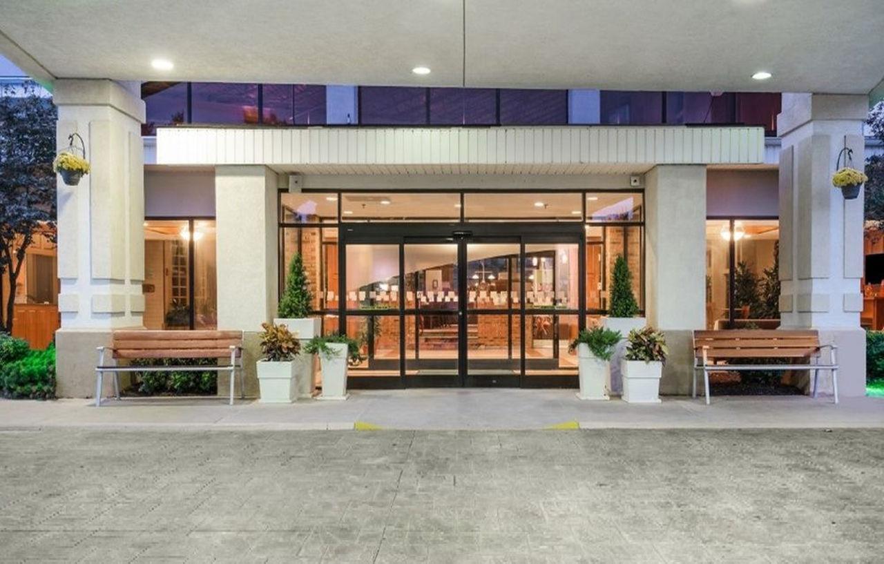 罗阿诺克假日酒店 - 山谷景观 外观 照片